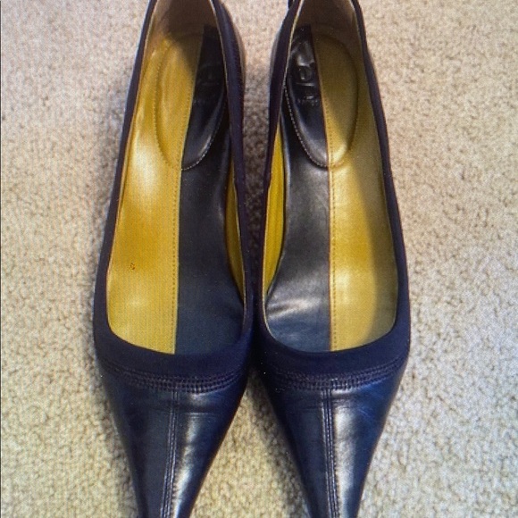 Shoes - G Series Nike Heels